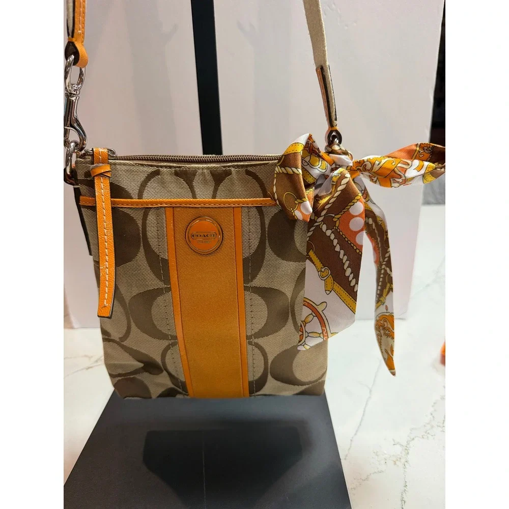 Vintage Coach Monogam Crossbody